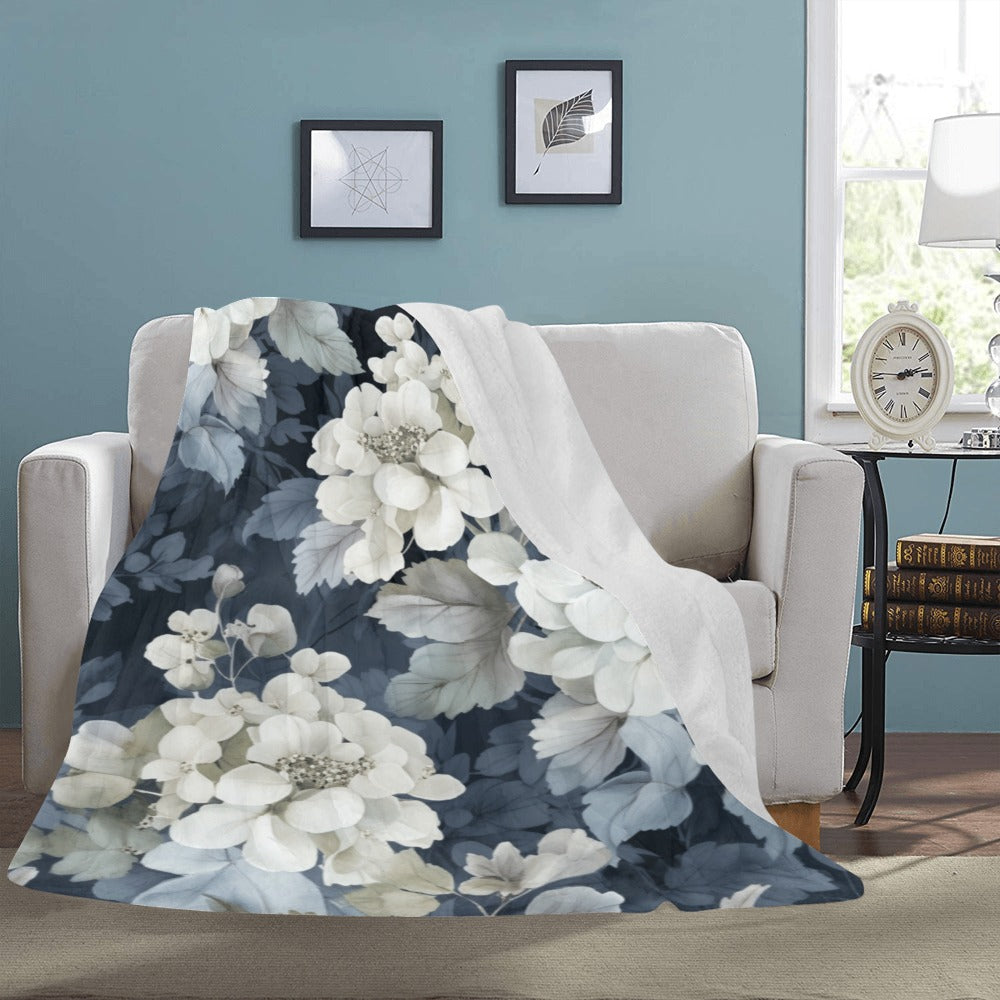 Soft & Cozy Blue Floral Throw Blanket - Perfect for Twin Beds