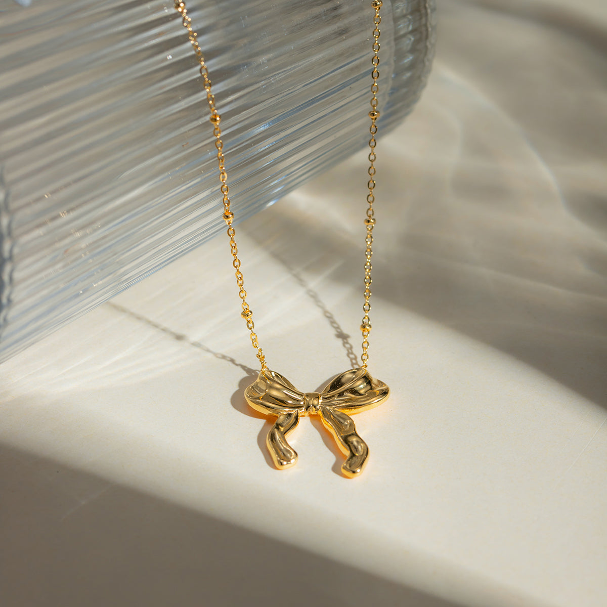 Delicate Gold Bow Necklace for Women - Minimalist & Elegant Jewelry - Perfect Gift!