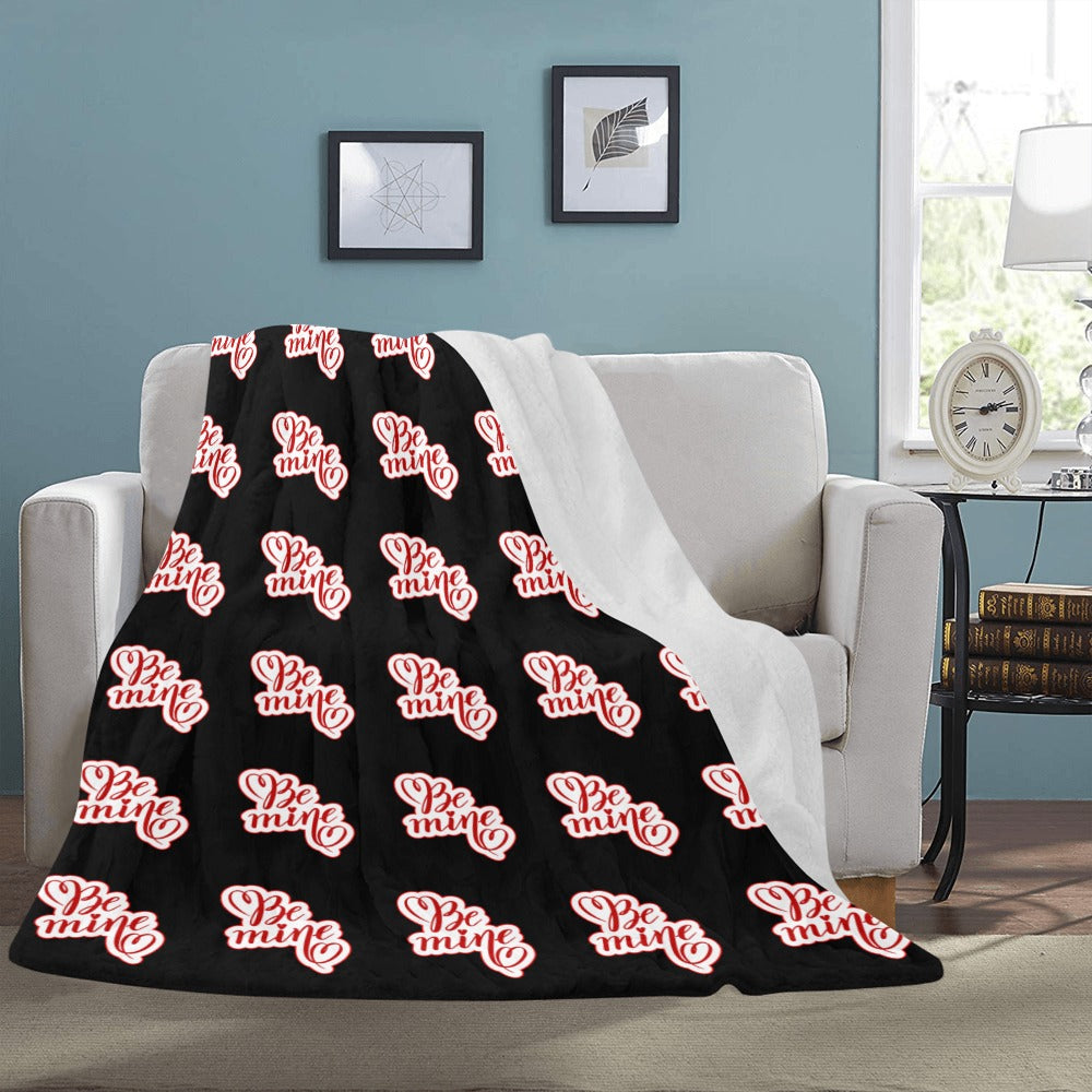 Be Mine Valentine's Day Throw Blanket - Romantic Heart Fleece Blanket