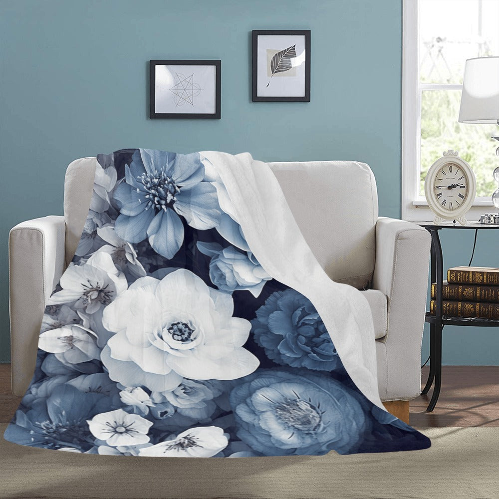 Vintage-Inspired Blue & White Flower Blanket - Twin Size